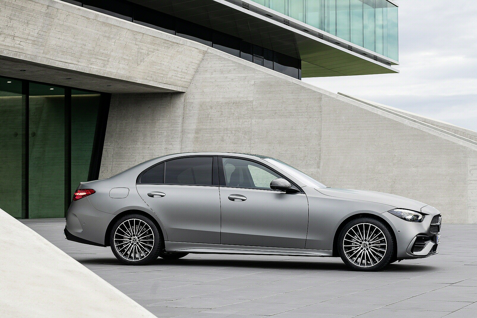 Used Mercedes-Benz C-Class [W206] (2021 - 2026) + Guide - Image 1